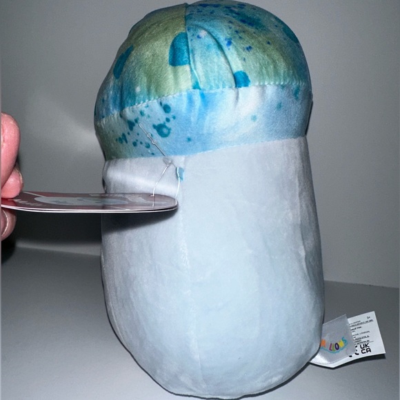 8"   M  Initial Mully the Mushroom 2023 Valentine's Squishmallow - Picture 3 of 5